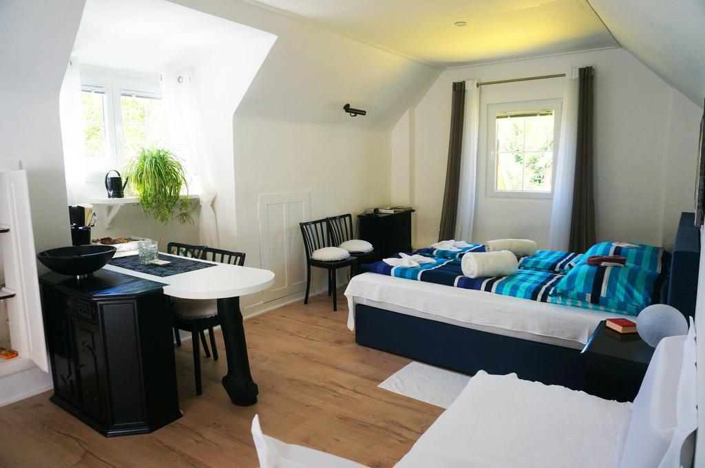 Ferienhaus Black & White Bromberg Luaran gambar
